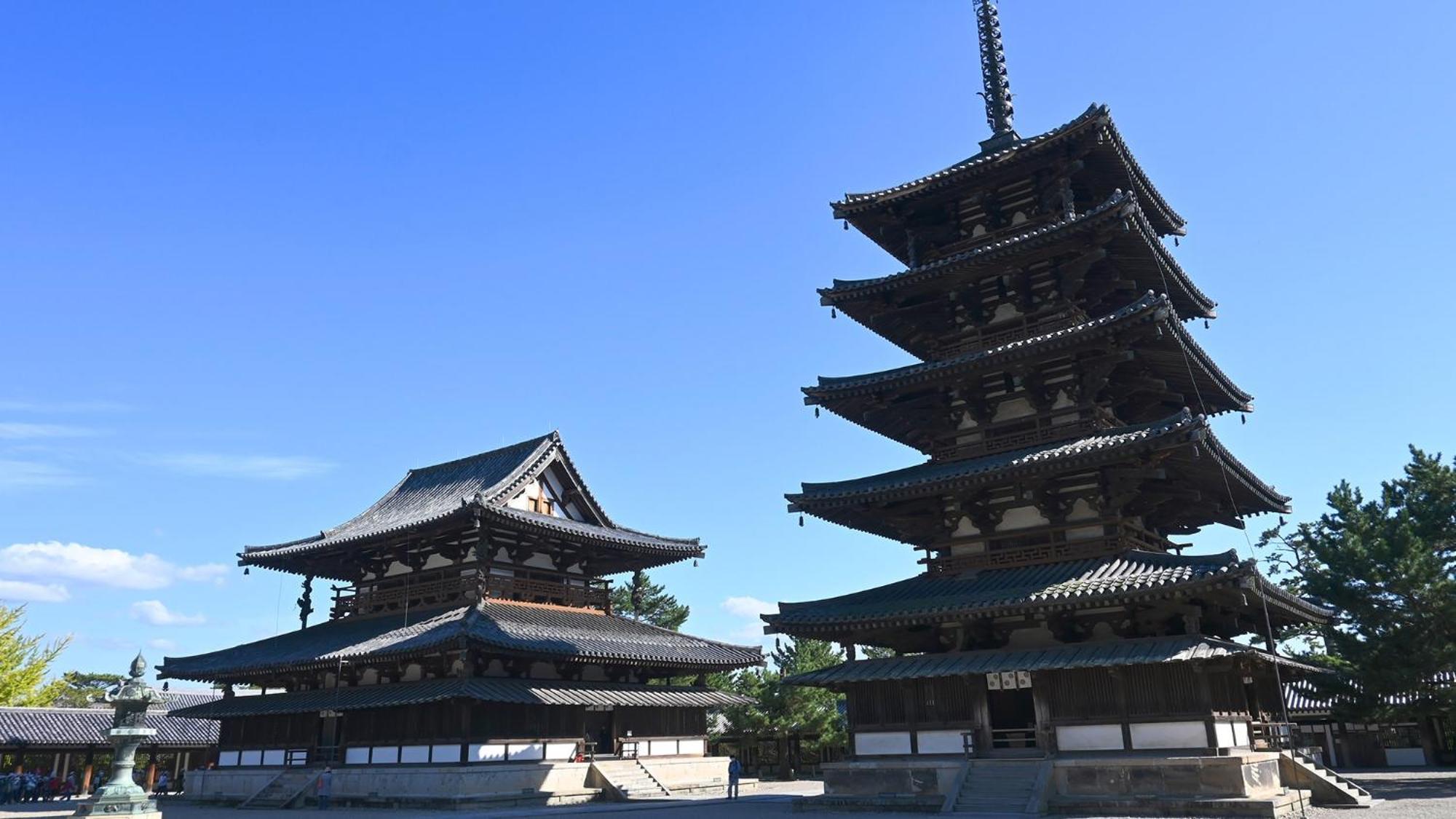 Toyoko Inn Nara Oji Eki Minami Guchi Esterno foto
